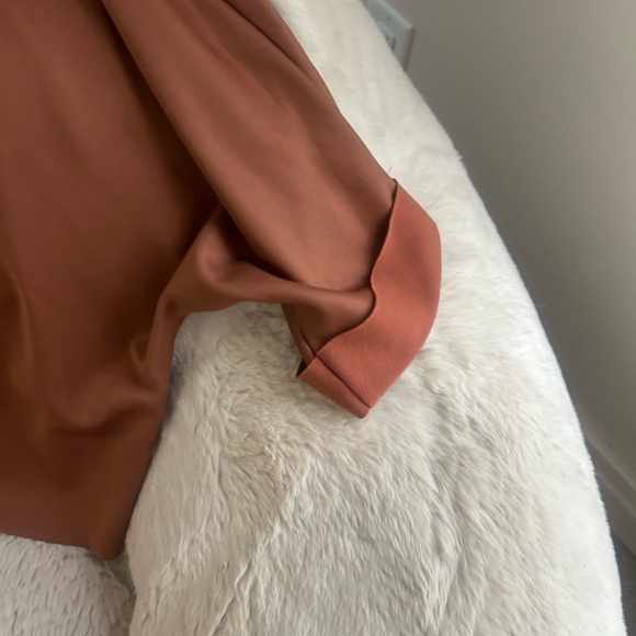 Anthropologie Whitley Mock Neck Women’s Top size Medium - Picture 3 of 4